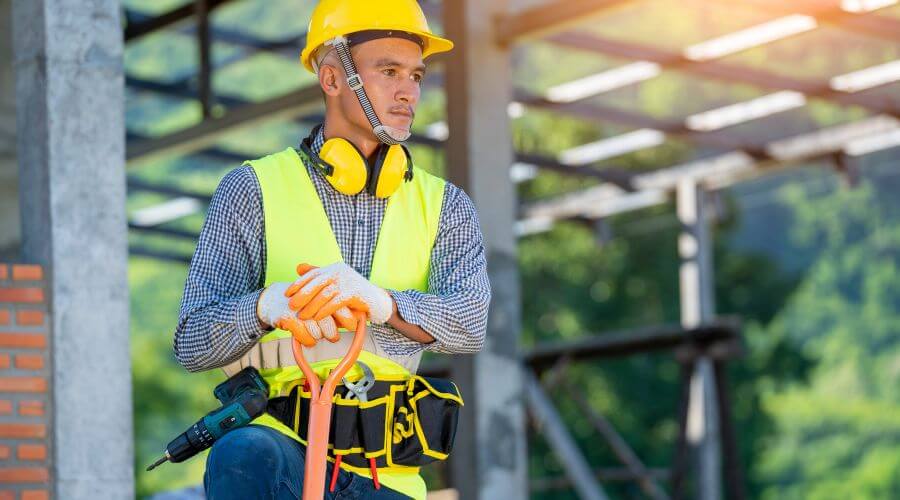 Professional gutter cleaning in Industry, IL